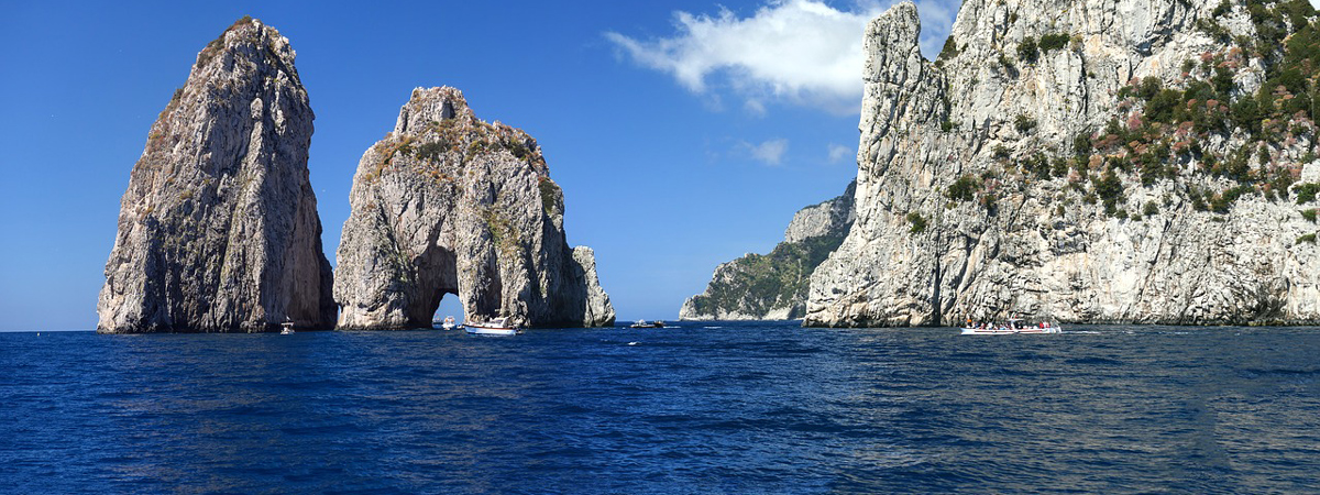 Capri: I Faraglioni